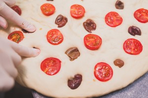 Focaccia aux tomates cerises, olives 3