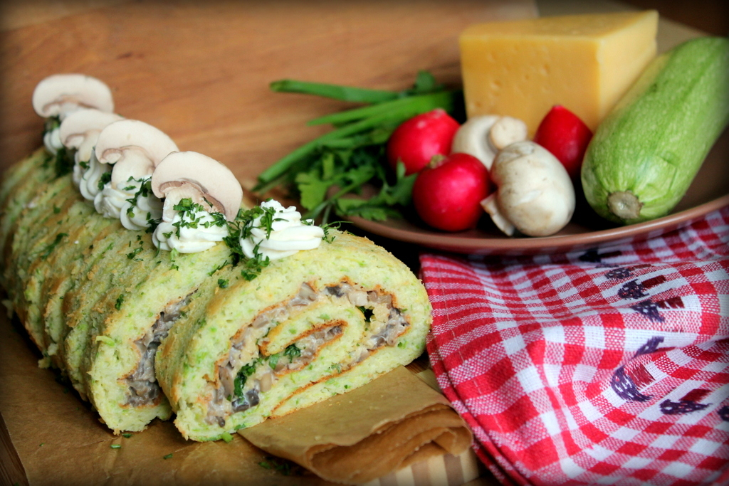 Gateau Roule Sale Courgette Et Champignon