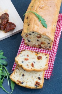 Cake au fromage et tomates séchées