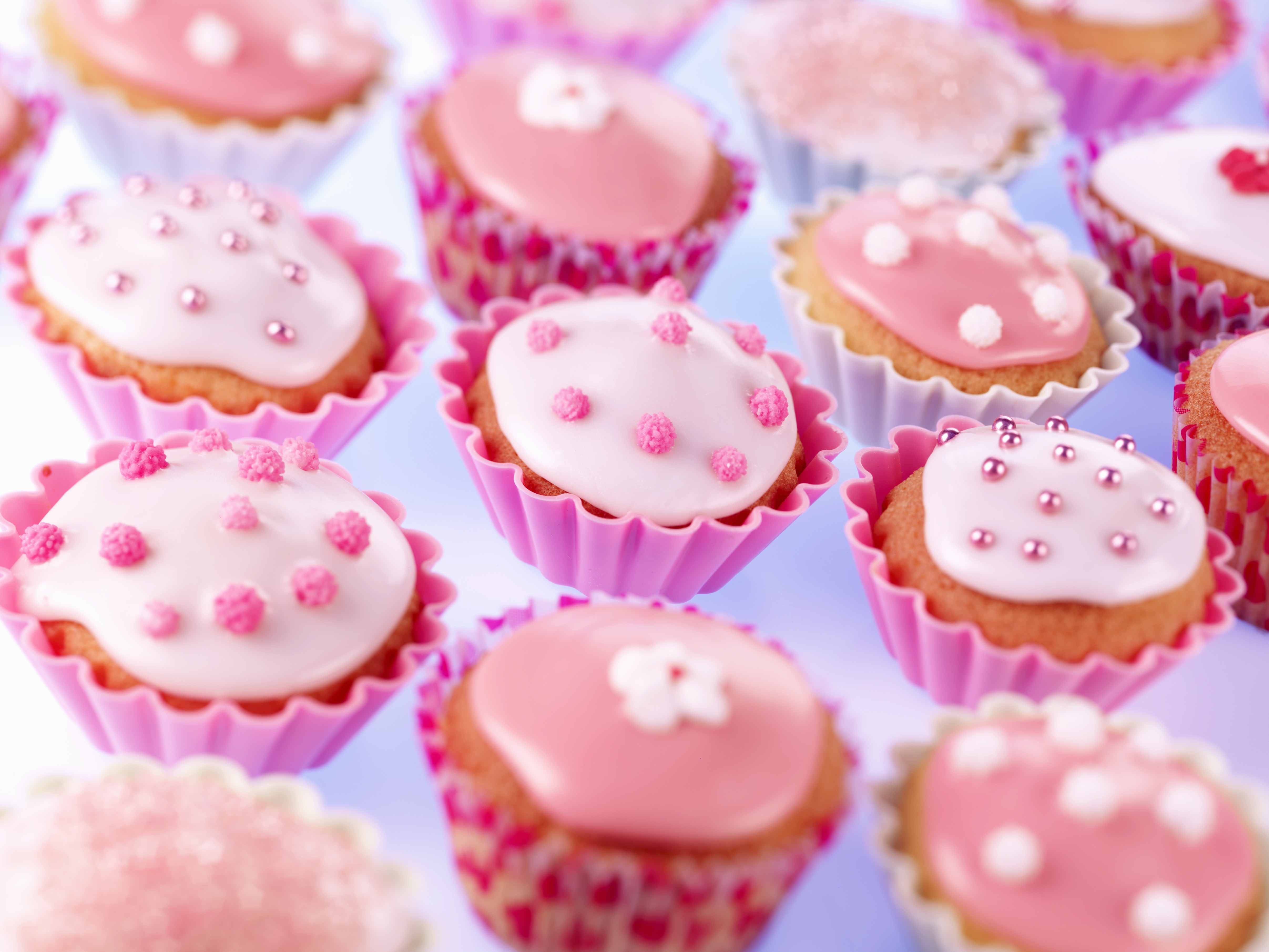 Cupcakes décorés avec glaçage au sucre