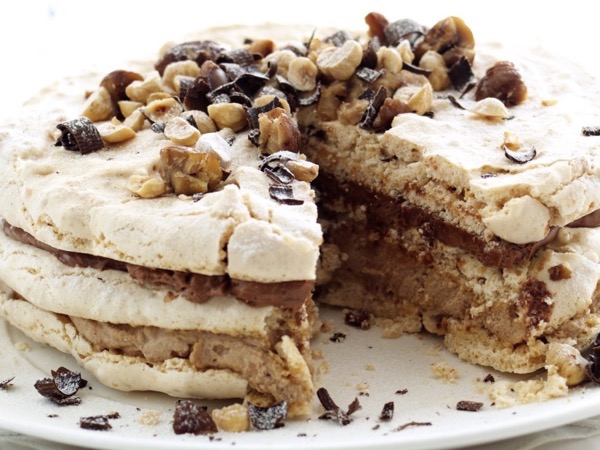 Gateau Meringue Au Chocolat Et Noisettes Gateau Meringue Au Chocolat Et Noisettes