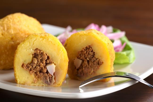 Boulettes De Pommes De Terre Farcies à La Viande